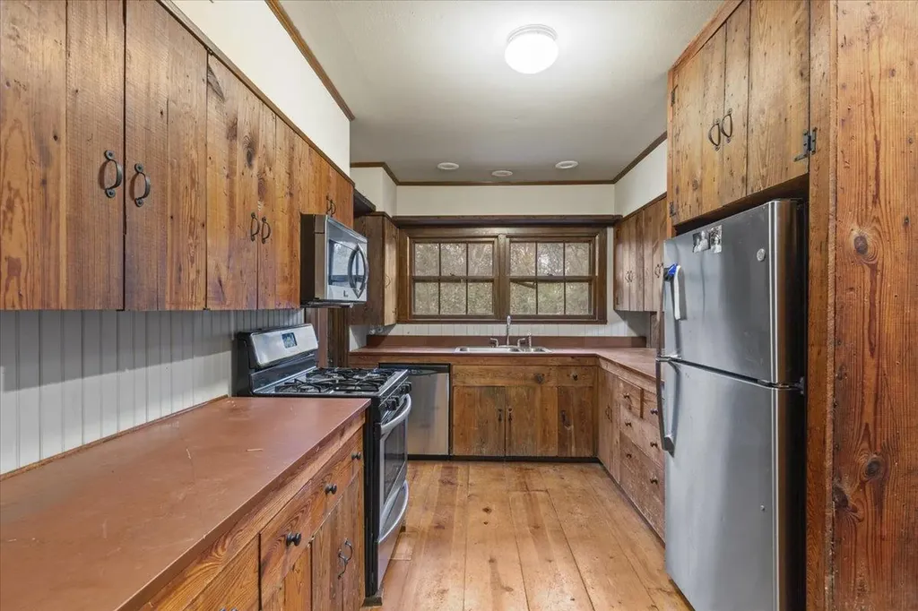 1607 Sharon Lane Austin TX 78703
