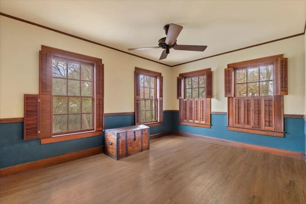 1607 Sharon Lane Austin TX 78703