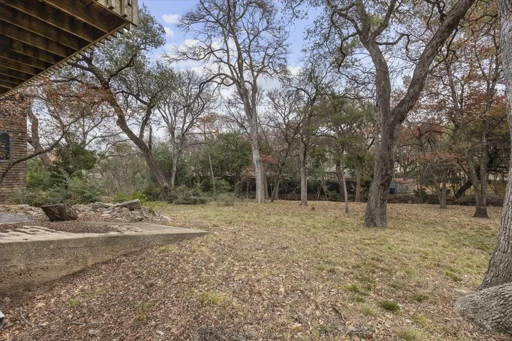 1607 Sharon Lane Austin TX 78703