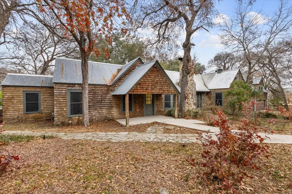 1607 Sharon Lane Austin TX 78703