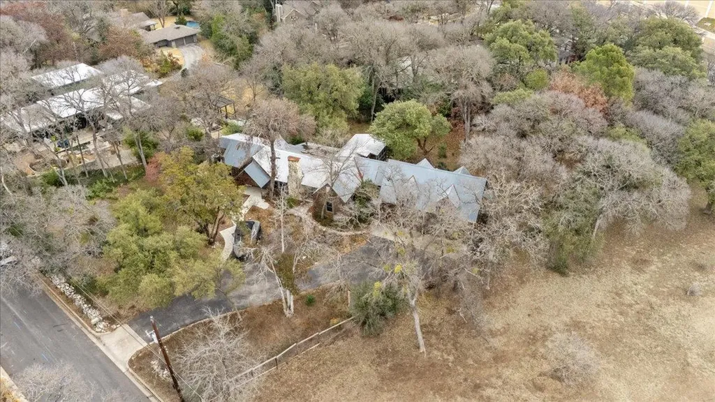 1607 Sharon Lane Austin TX 78703