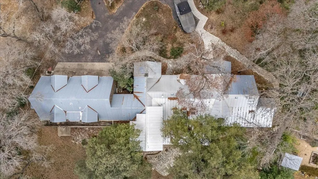 1607 Sharon Lane Austin TX 78703