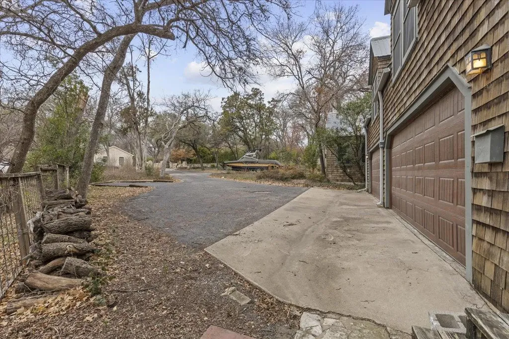 1607 Sharon Lane Austin TX 78703
