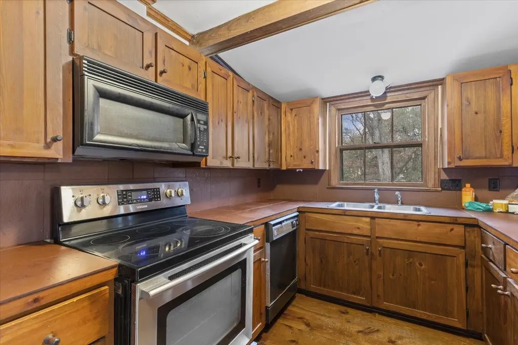 1607 Sharon Lane Austin TX 78703