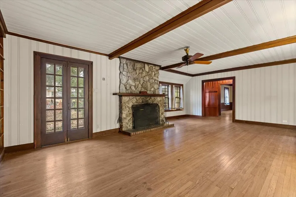 1607 Sharon Lane Austin TX 78703
