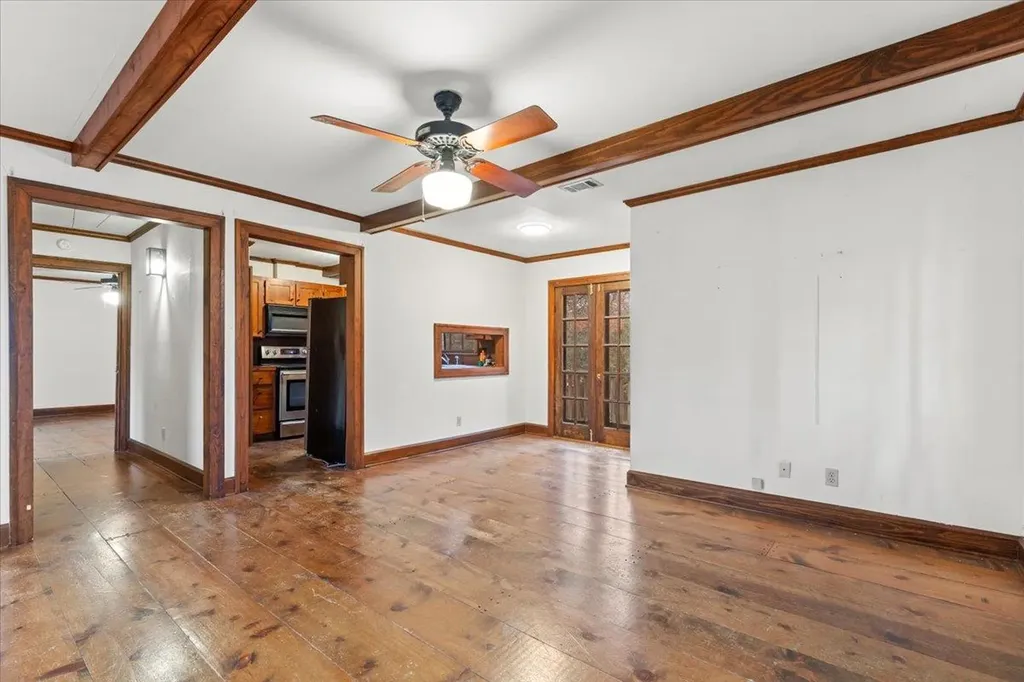 1607 Sharon Lane Austin TX 78703