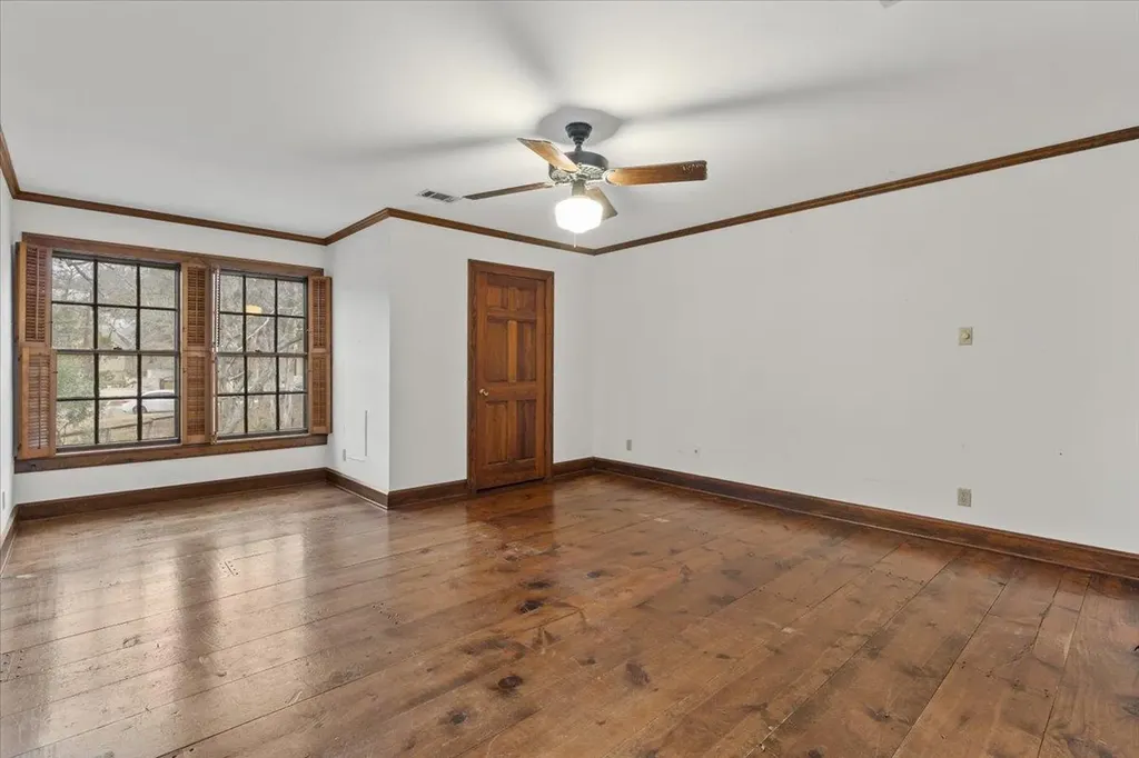 1607 Sharon Lane Austin TX 78703