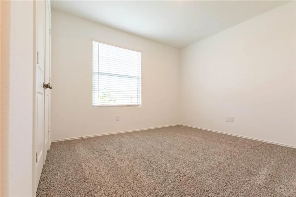 288 George Neggan Lane Bastrop TX 78602