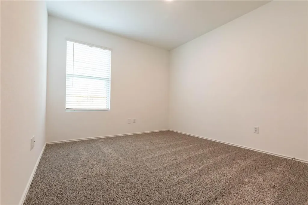 288 George Neggan Lane Bastrop TX 78602