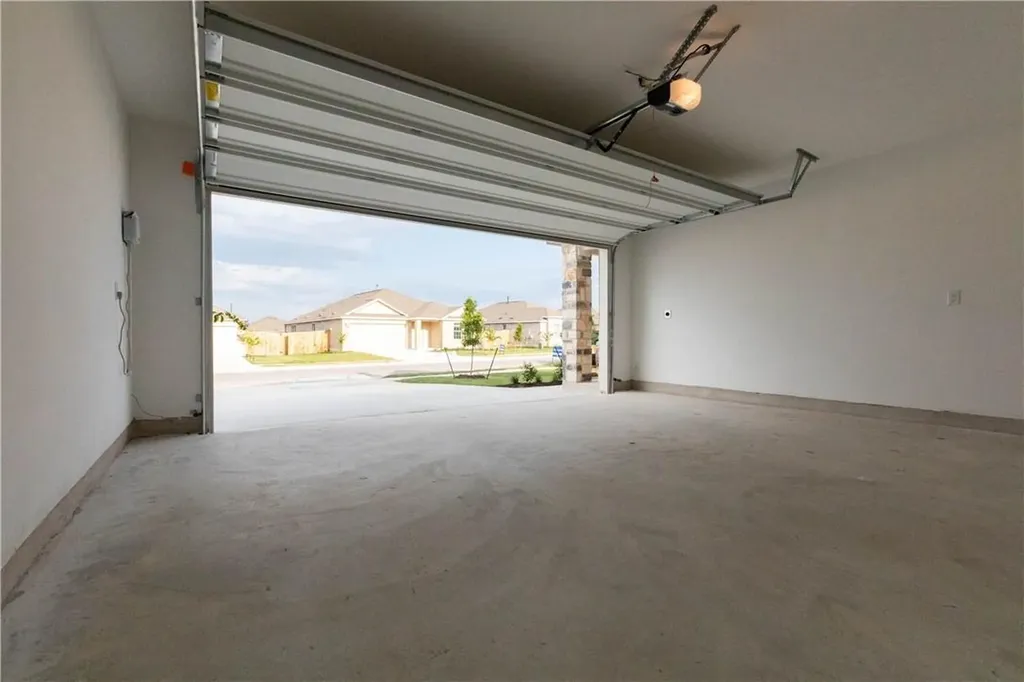 288 George Neggan Lane Bastrop TX 78602