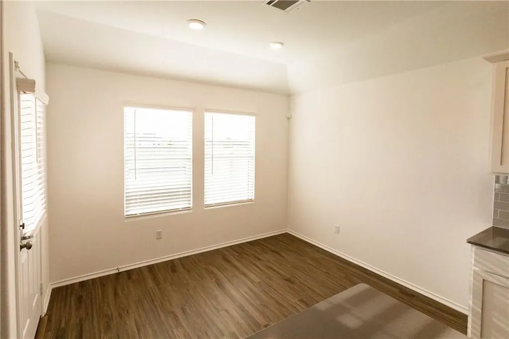 288 George Neggan Lane Bastrop TX 78602