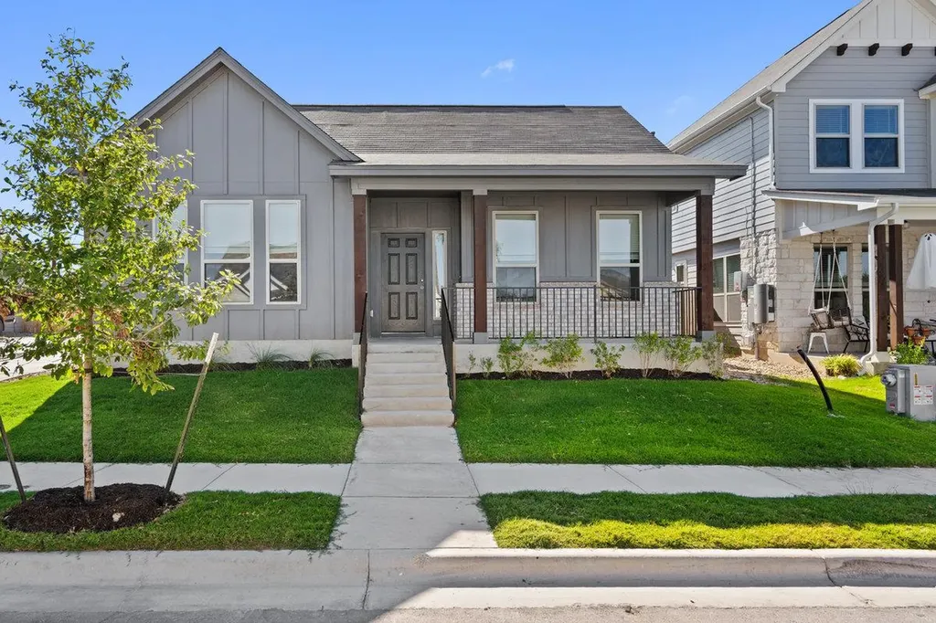 424 Treadwell Lane Kyle TX 78640