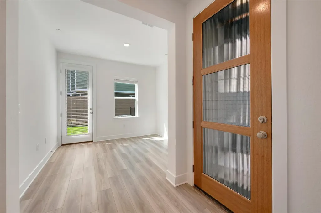 1010B Brickell Loop Austin TX 78744