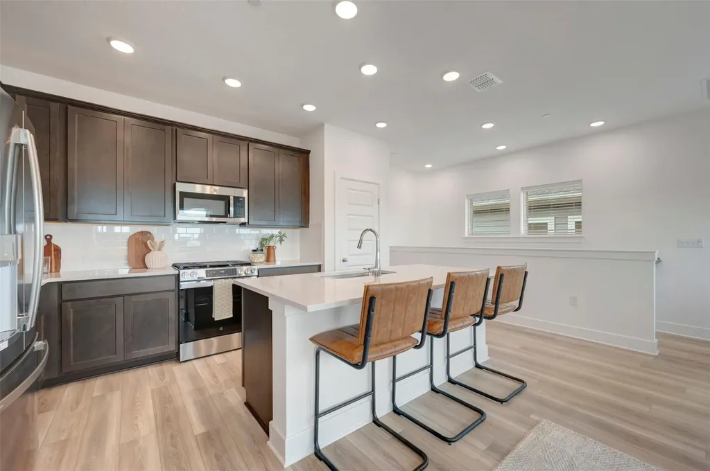 1010B Brickell Loop Austin TX 78744