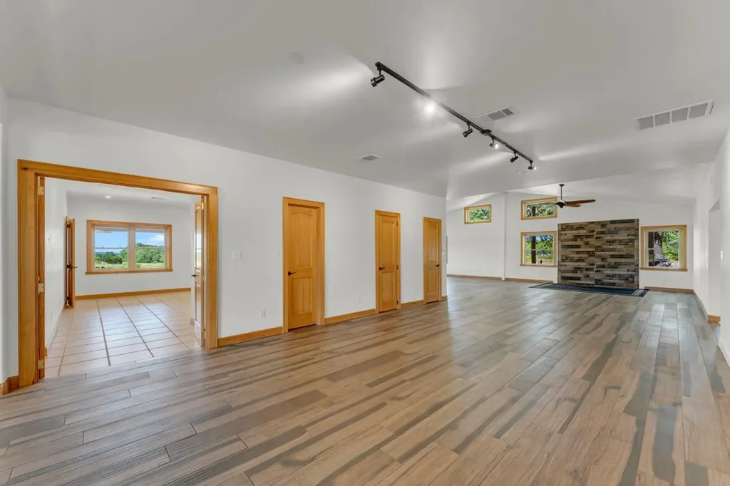 1500 Greer Lane Burnet TX 78611
