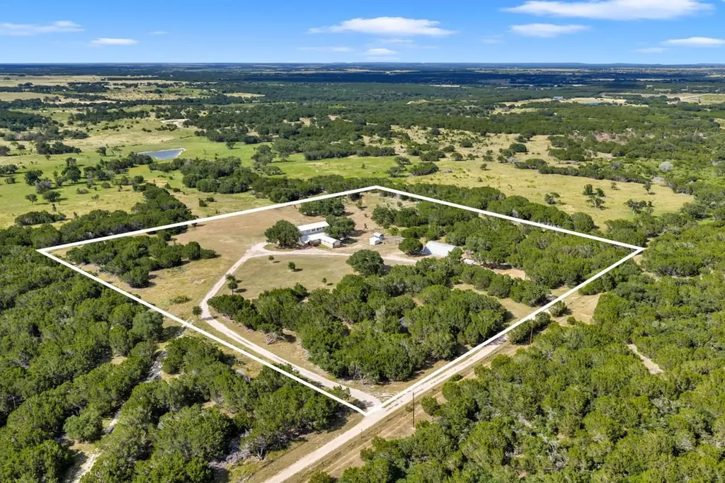 1500 Greer Lane Burnet TX 78611