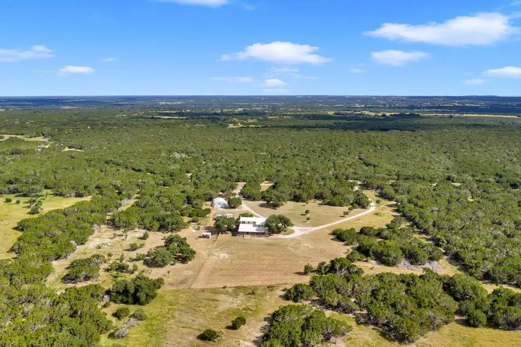 1500 Greer Lane Burnet TX 78611