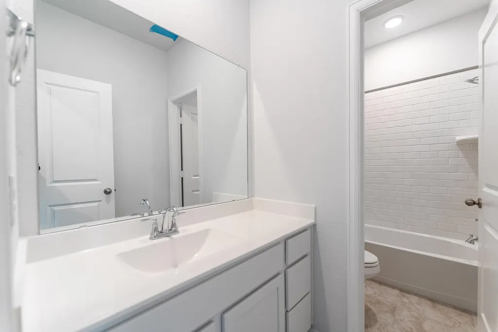 161 Mango Circle Buda TX 78610