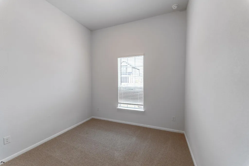 161 Mango Circle Buda TX 78610