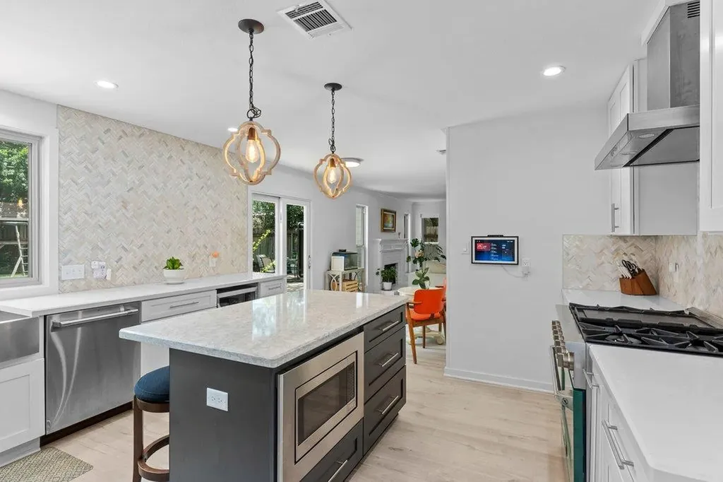 3109 Festus Drive Austin TX 78748