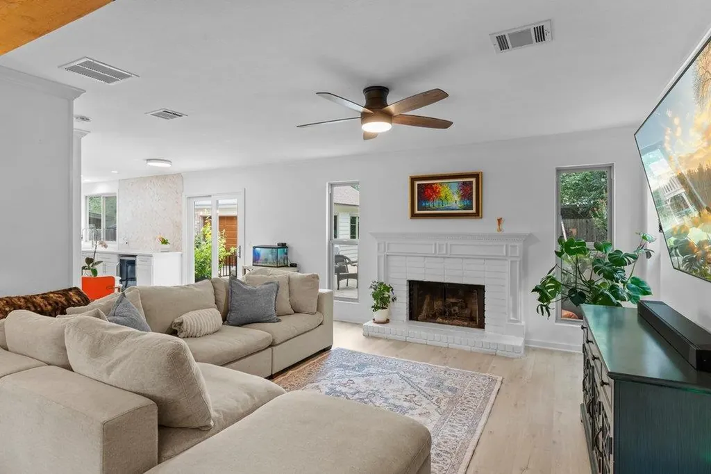3109 Festus Drive Austin TX 78748