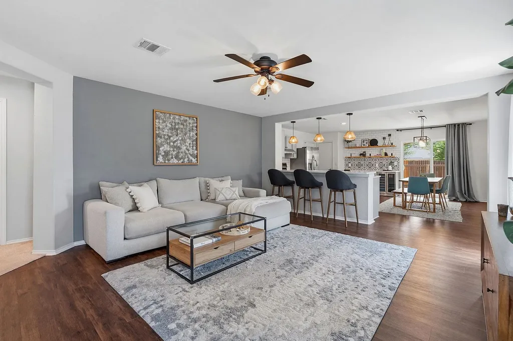 5407 Viewpoint Drive Austin TX 78744