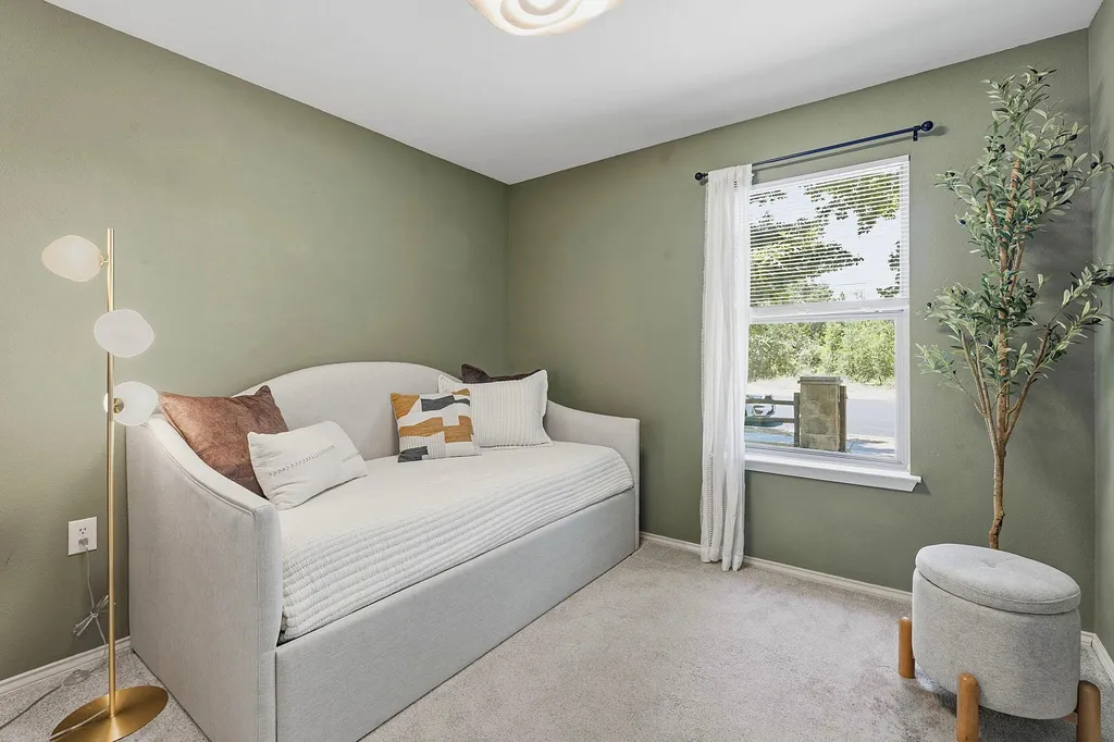 5407 Viewpoint Drive Austin TX 78744