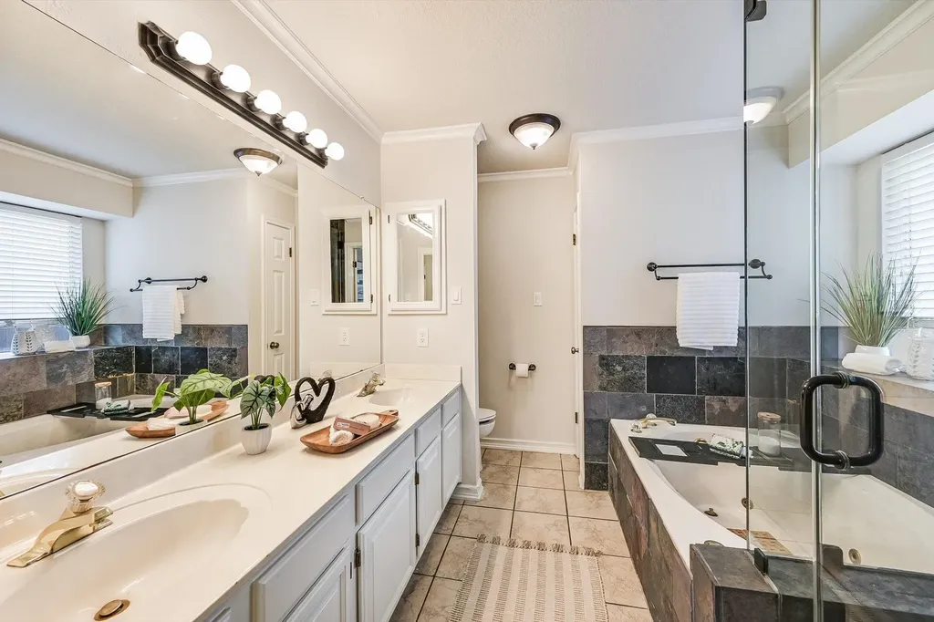 6502 Needham Lane Austin TX 78739