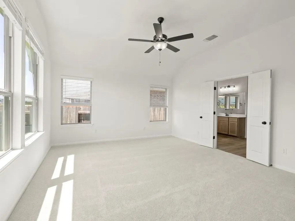 581 Biscayne Bay Bend Kyle TX 78640