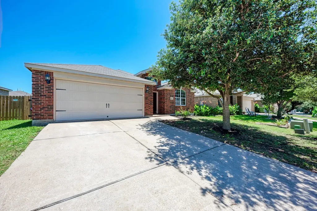 19413 James Manor Street Manor TX 78653
