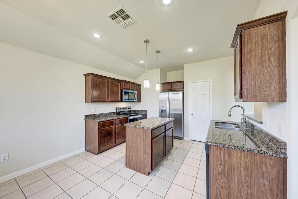 19413 James Manor Street Manor TX 78653