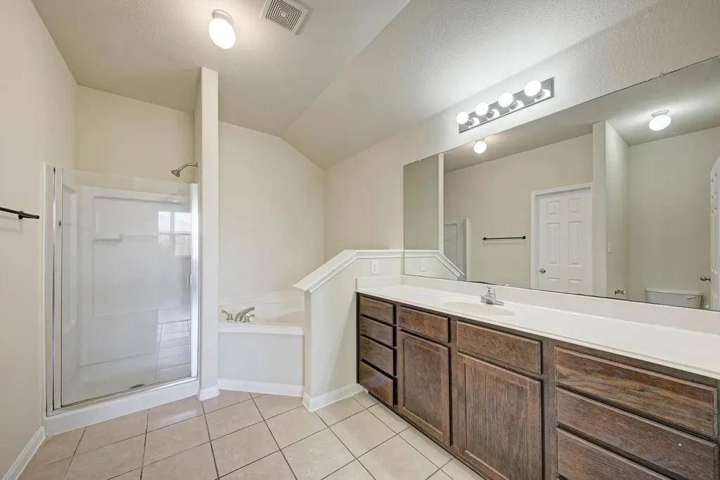 19413 James Manor Street Manor TX 78653