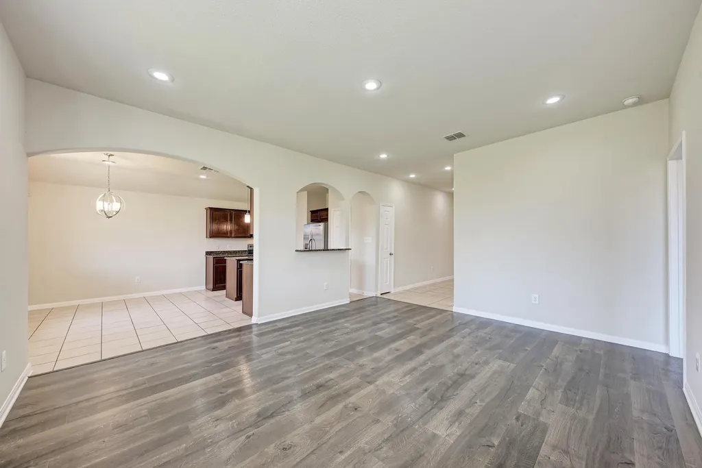 19413 James Manor Street Manor TX 78653