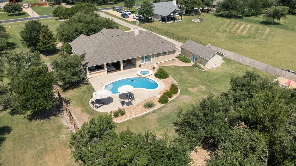 124 Polo Pony Liberty Hill TX 78642
