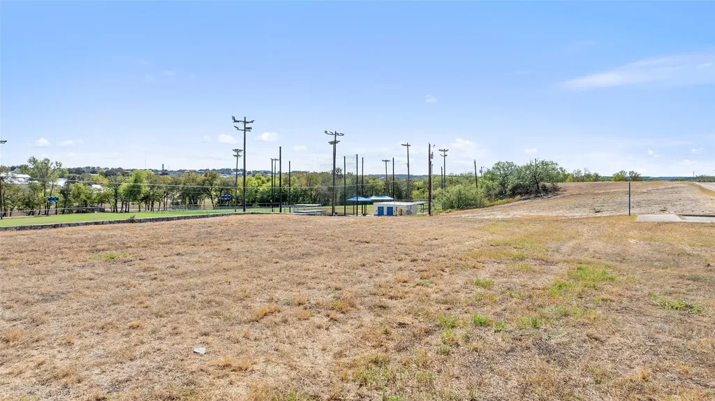 711-3 Avenue N Marble Falls TX 78654