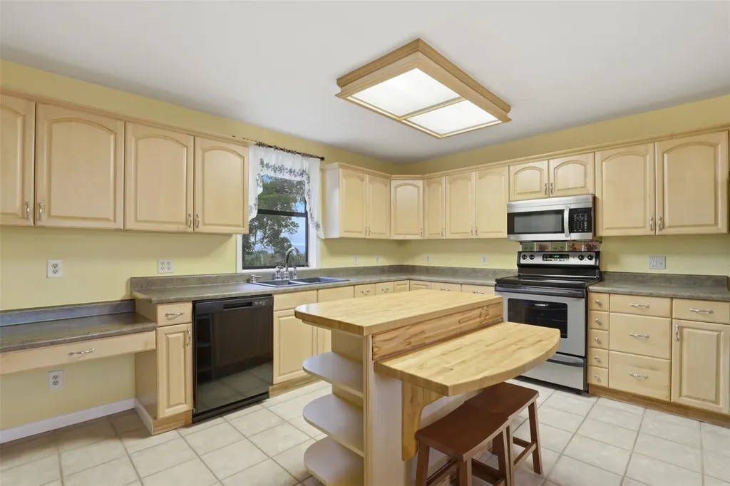 27600 Fm-1431 Marble Falls TX 78654