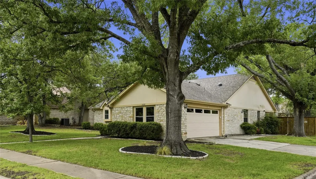 11522 Antigua Drive Austin TX 78759