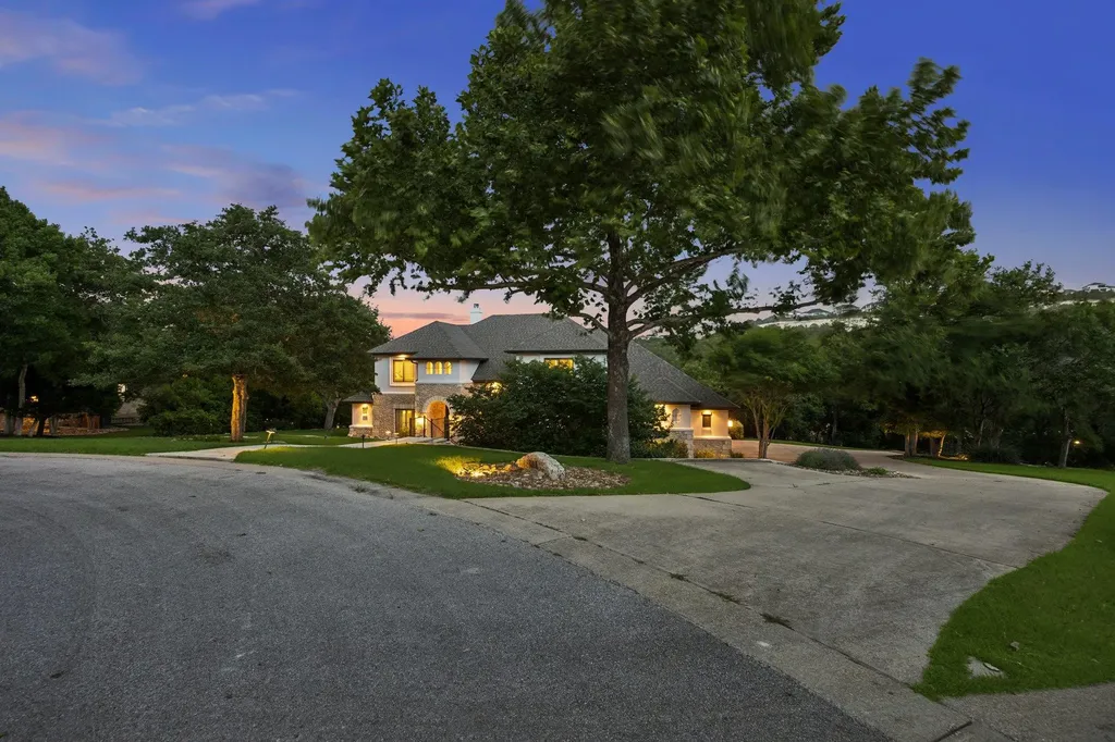 1100 High Lonesome Street Leander TX 78641