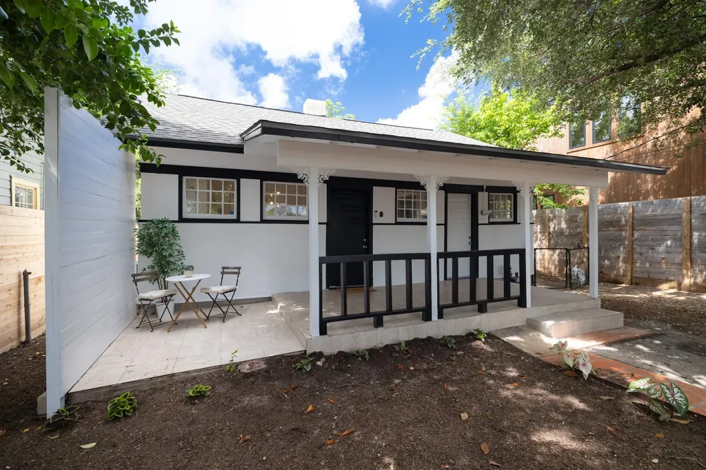 2503 Gonzales Street Austin TX 78702