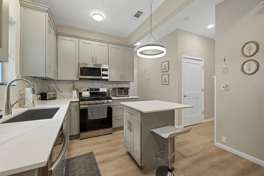 2503 Gonzales Street Austin TX 78702