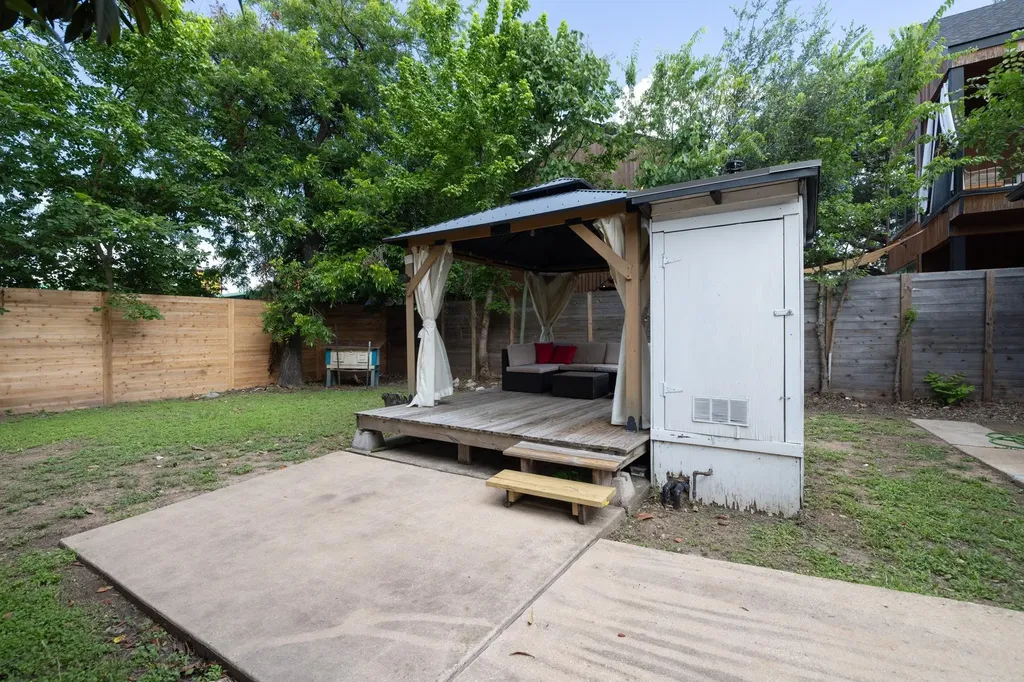 2503 Gonzales Street Austin TX 78702