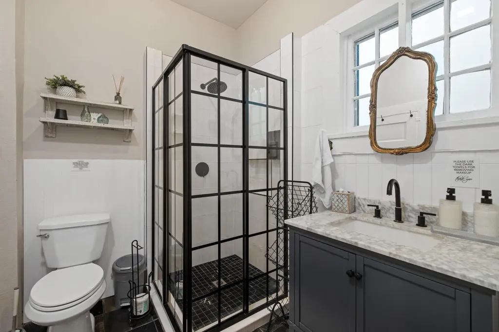 2503 Gonzales Street Austin TX 78702