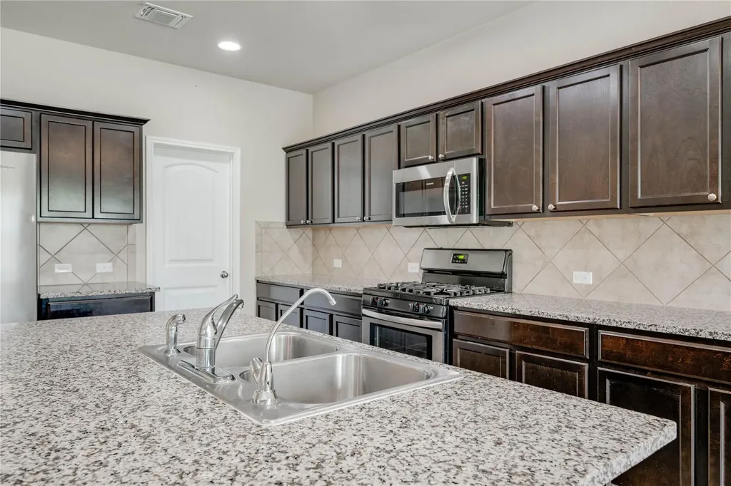 2908 Tilmon Lane Austin TX 78725
