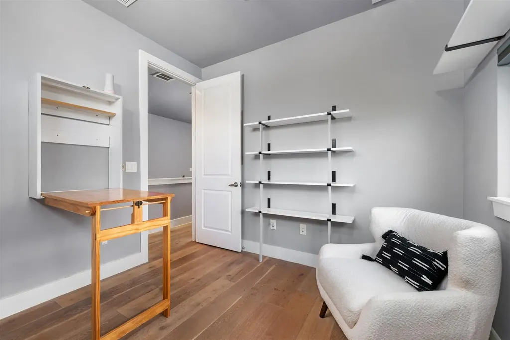 1310 Cedar Avenue Austin TX 78702