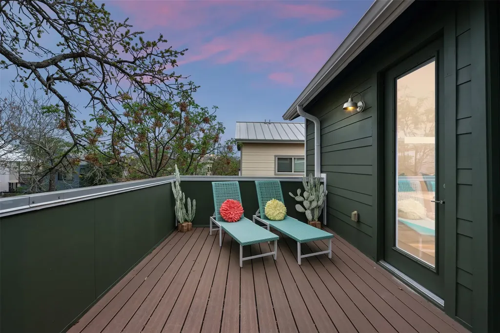 1310 Cedar Avenue Austin TX 78702