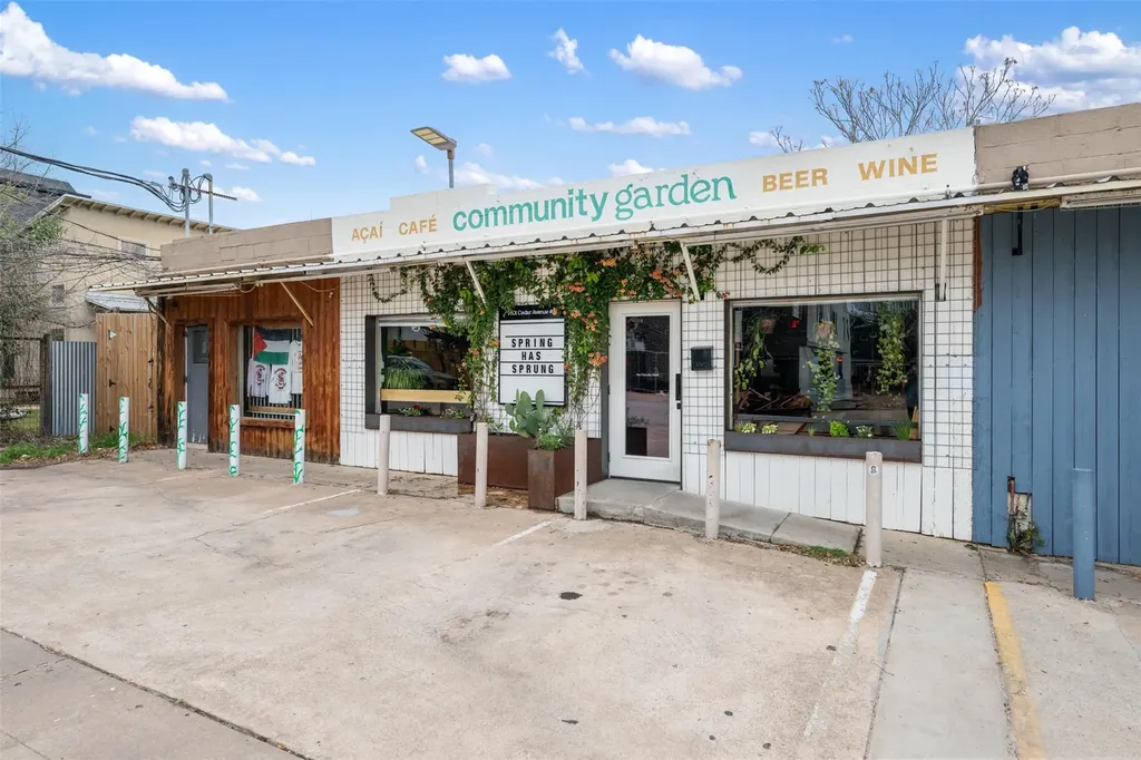 1310 Cedar Avenue Austin TX 78702