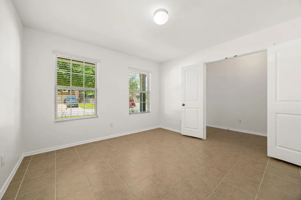 21609 Gallus Drive Pflugerville TX 78660