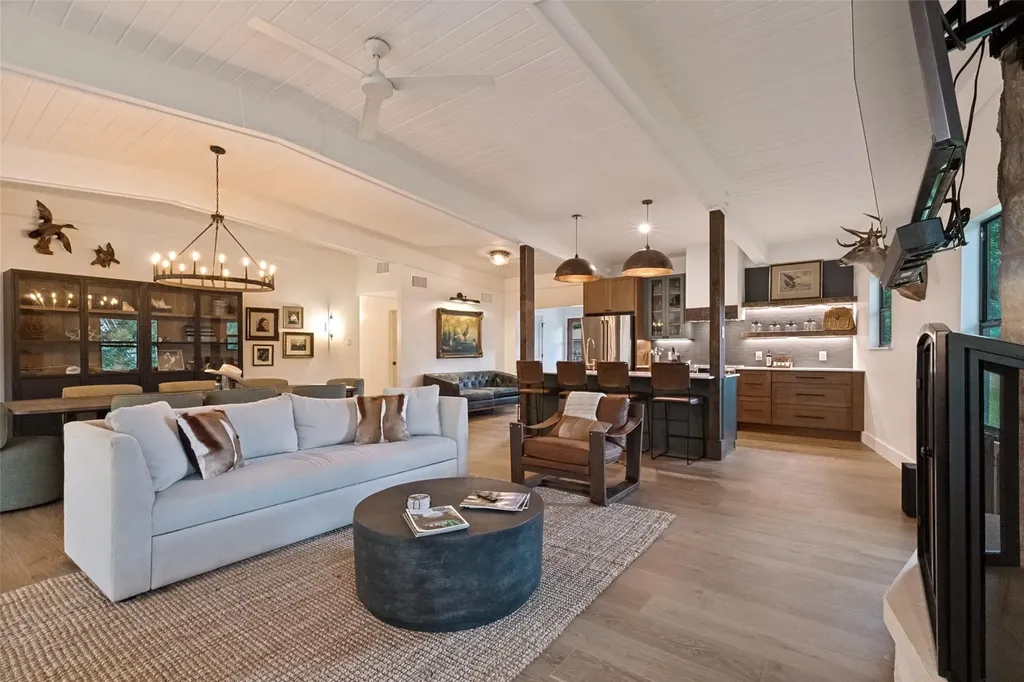 303 Lago Verde Road Austin TX 78734