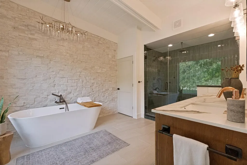 303 Lago Verde Road Austin TX 78734