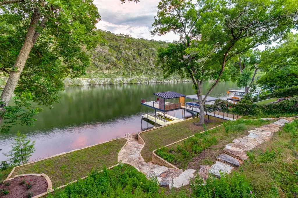 303 Lago Verde Road Austin TX 78734